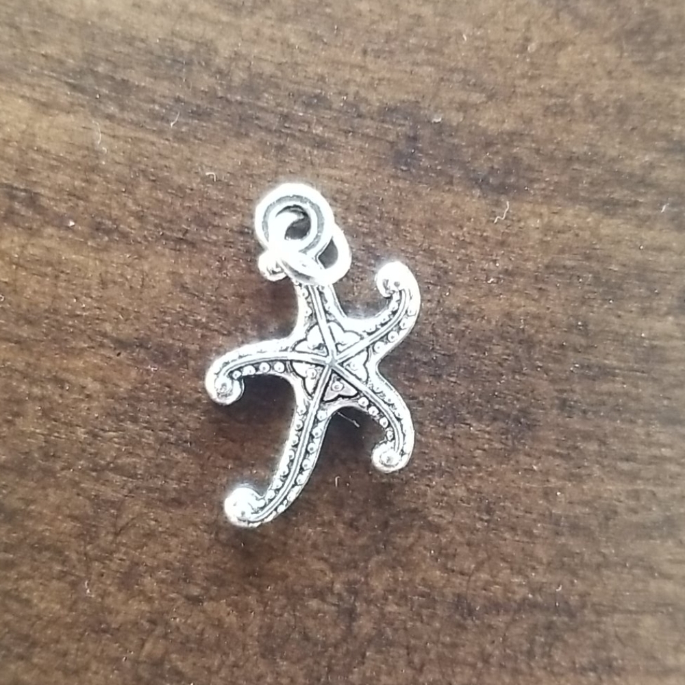 Mini starfish necklace charm pendant